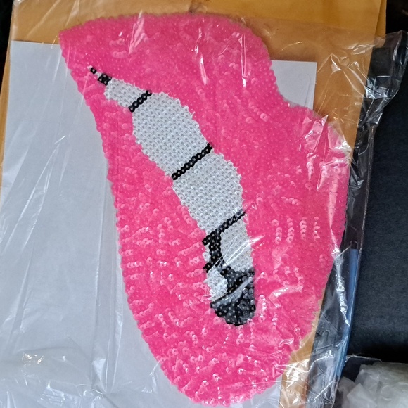 MHY Trading Sequin Patch: Pink Biting On Lips - Picture 3 of 4